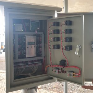 Tủ điều khiển đèn tín hiệu giao thông